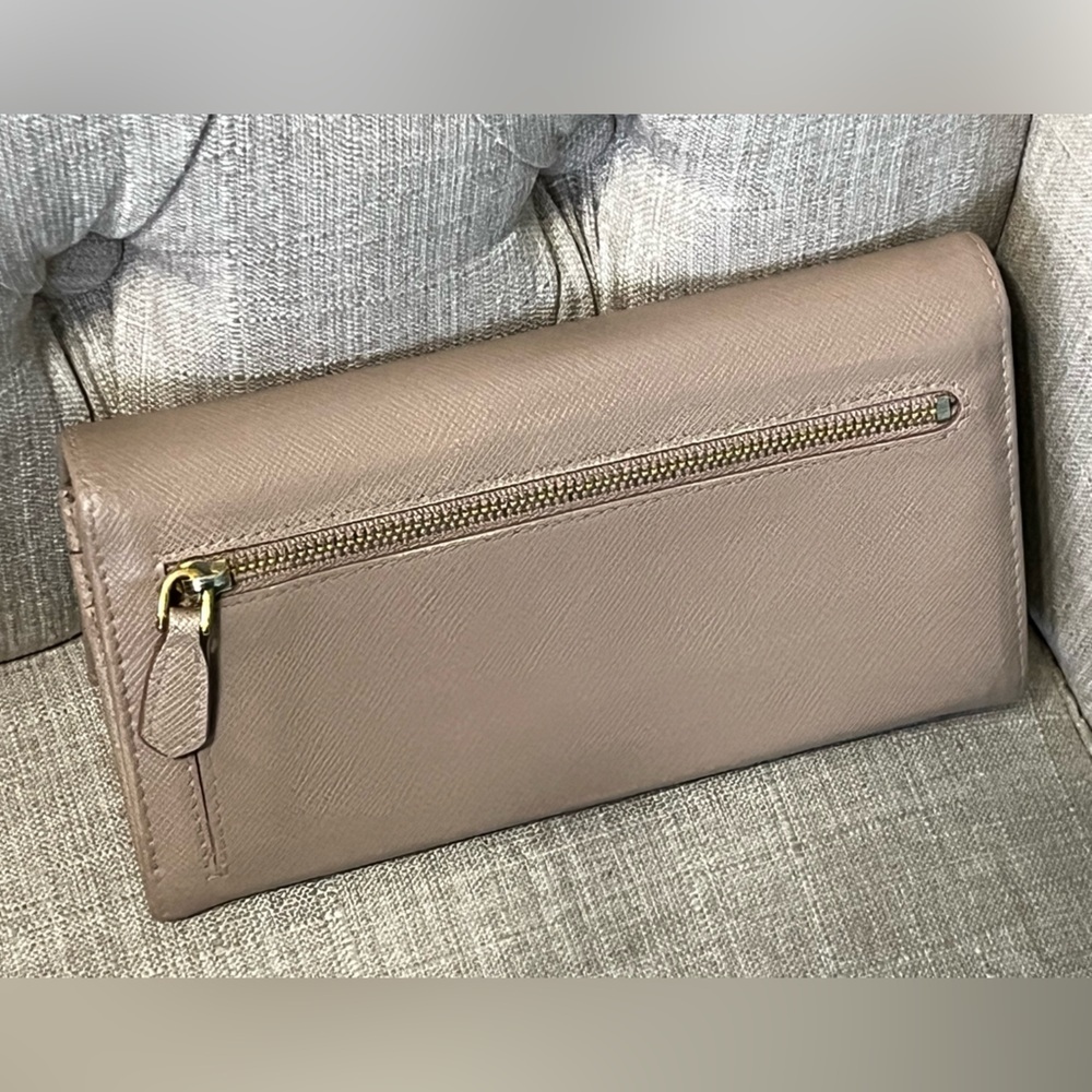 PRADA Saffiano Metal Bar Continental Flap Wallet Argila - Picture 8 of 16